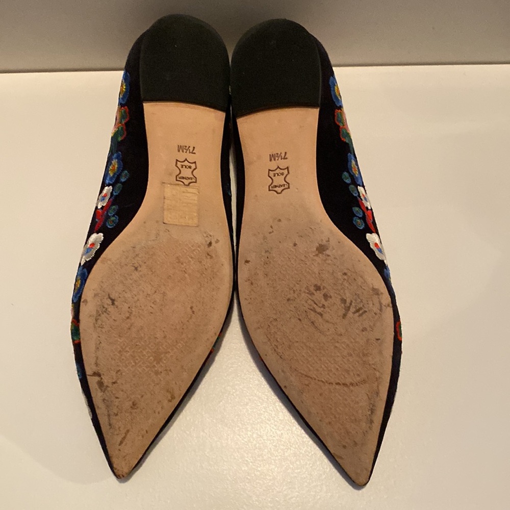 Tory Burch Black Pointed Toe Floral Embroidered Flats - Picture 5 of 6